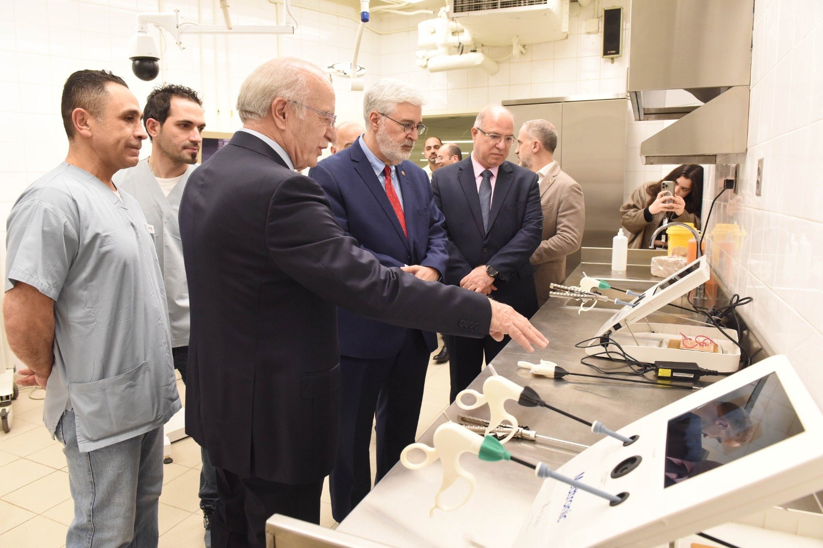 AUBMC surgical training unit inauguration: colleagues and guests, photograph 4
