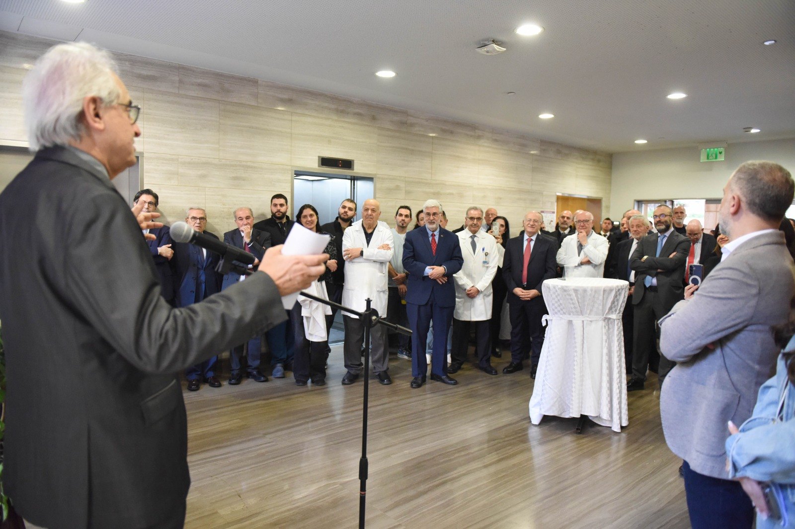 AUBMC surgical training unit inauguration: colleagues and guests, photograph 12